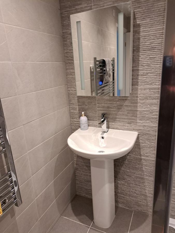 1 Chatsworth Riverscape Apartments - Riverview Apartment In Great Location With Free Parking Overlooking The Gannel Just A Short Walk From Newquays Incredible Beaches And Local Amenities New Quay Dış mekan fotoğraf